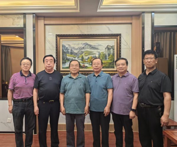 峪科配资 蒯天在连云港看望刘三德、王友宝等艺术教育工作者