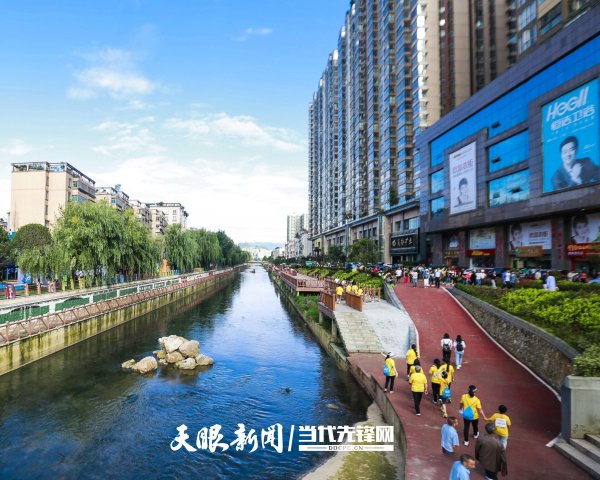 恒盛优配 改造老旧小区燃气管道 六盘水数千户家庭告别“扛罐上楼”